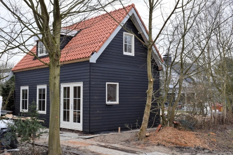 Vrijstaande mantelzorgwoning in de achtertuin