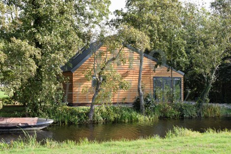  Dak van de recreatiewoning in Ter Aar 