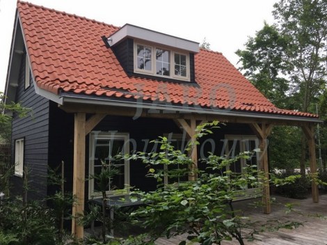Recreatiewoning in Oostkapelle Voorkant van de recreatiewoning in Oostkapelle
