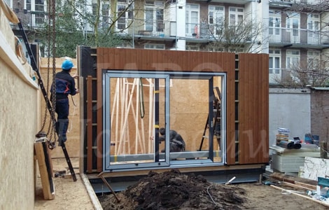 Uitbouwen en aanbouwen in Amsterdam