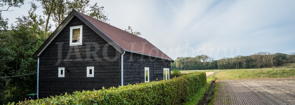 Vrijstaande mantelzorgwoning in de tuin