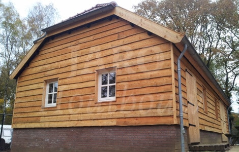 Schuur met houten planken en landelijke uitstraling