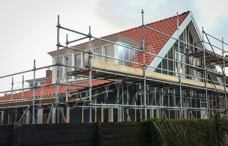 Houten woning in aanbouw te Zeeland door Jaro Houtbouw